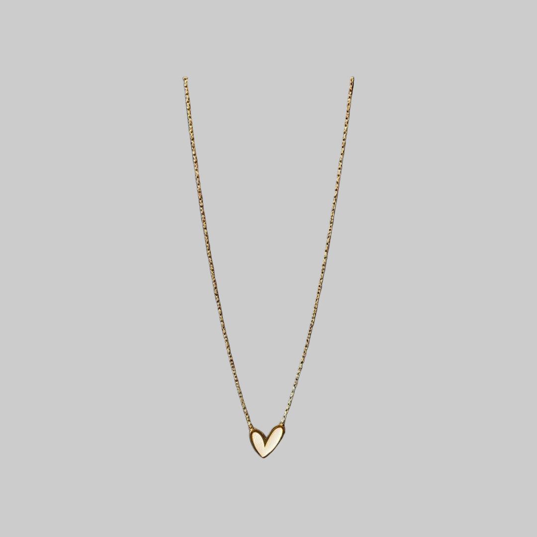 Minimalist anti-turning heart pendent