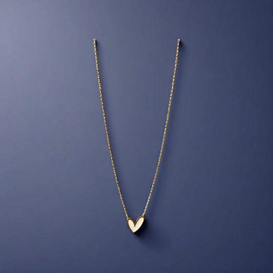 Minimalist anti-turning heart pendent